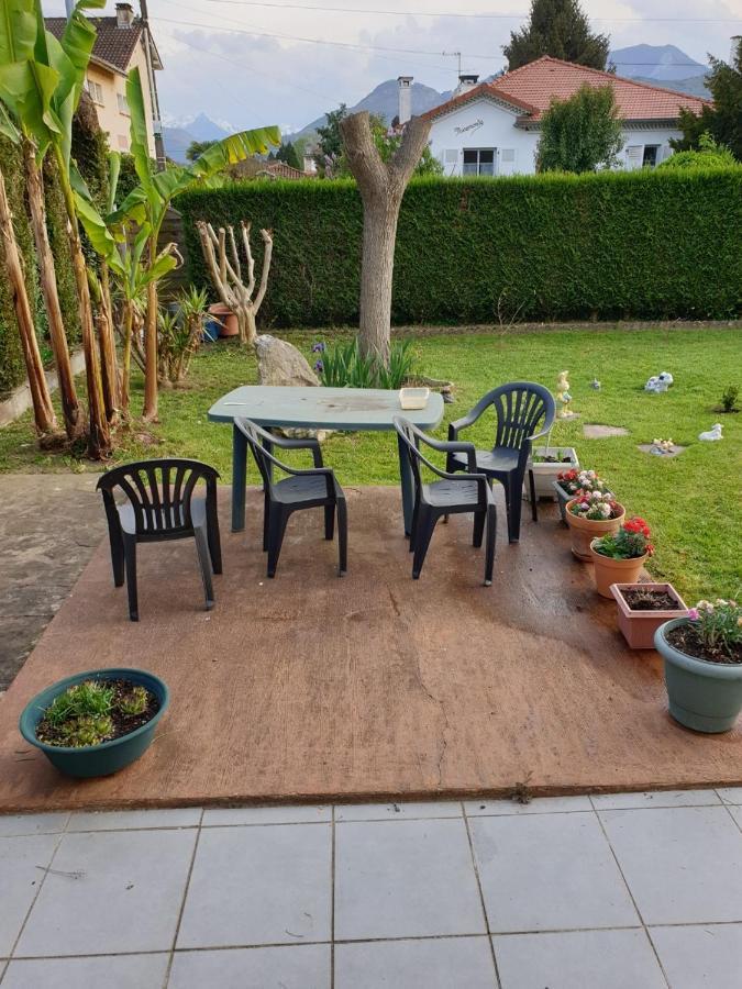 Chez Germaine Apartment Lourdes Bagian luar foto